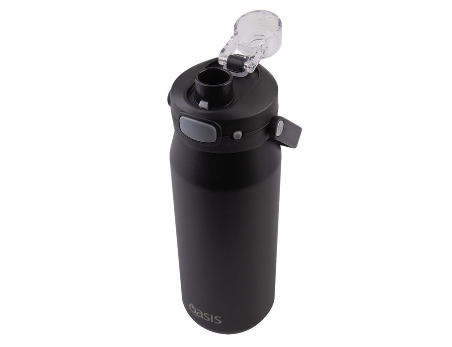 Oasis Capri 750ml Vacuum Quick Release Lid Bottle - A drink bottle in matte black with a vacuum design and a quick release lid, featuring a logo.