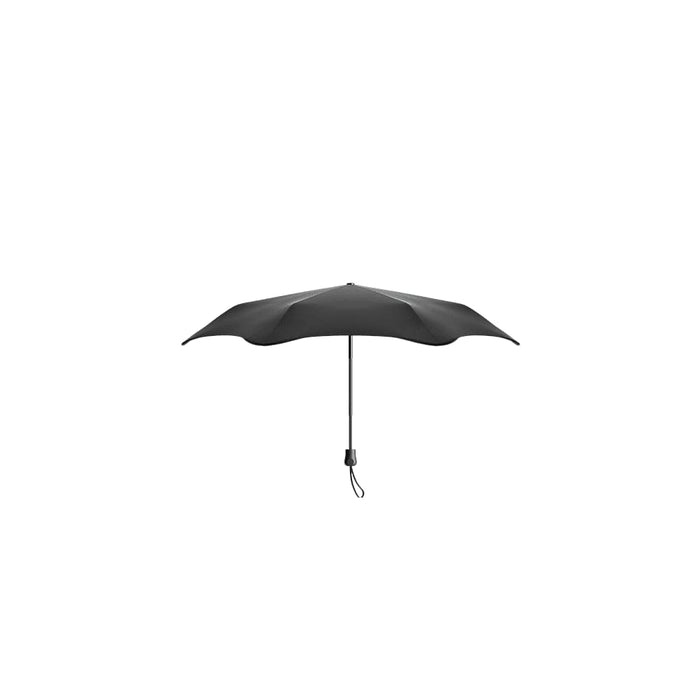 BLUNT Neo Umbrella - A black umbrella with a sleek design and a branded handle, featuring a curved canopy.